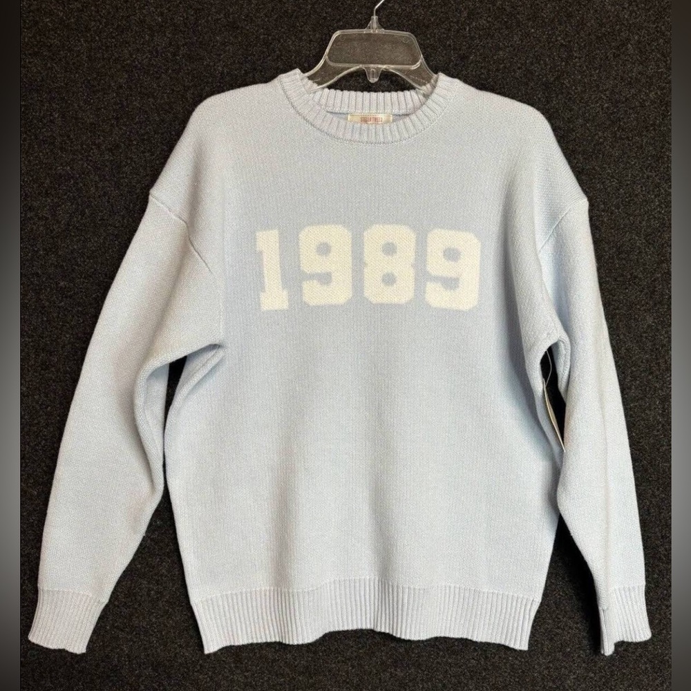 1989 Sweater Light Blue